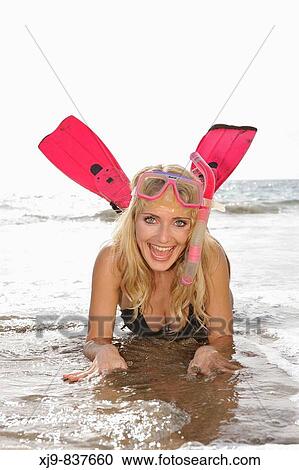 Young diver lady expanse with a big smile. View Large Photo Image Stock Image - Young diver lady expanse with a big smile.. Fotosearch