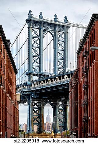 Manhattan Bridge View From Dumbo Brooklyn New York Usa Stock