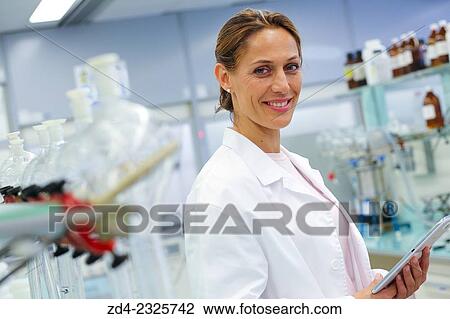 Stock Image - Researcher, Laboratory, Research on building materials, Tecnalia Research and Innovation, Zamudio, Bizkaia, Basque Country, Spain. Fotosearch