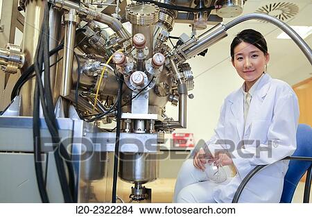 Researcher. Surface spectrometer, Photoelectron spectroscopy, Auger Electron Spectroscopy, AES, VG Scientific ESCAlab 200D Surface Analysis Equipment. View Large Photo Image Picture - Researcher. Surface spectrometer, Photoelectron spectroscopy, Auger Electron Spectroscopy, AES, VG Scientific ESCAlab 200D Surface Analysis Equipment.. Fotosearch