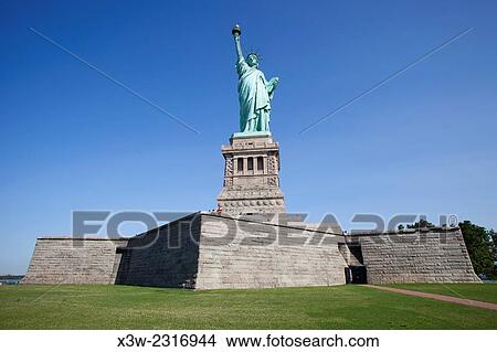 Picture - Statue of Liberty, Liberty island, New York, Usa, America.. Fotosearch
