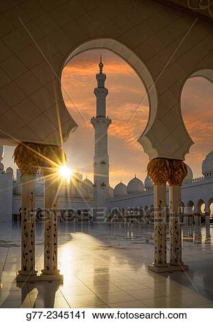 Stock Image - United Arab Emirates. Abu Dhabi. Sheikh Zayed Great Mosque.. Fotosearch