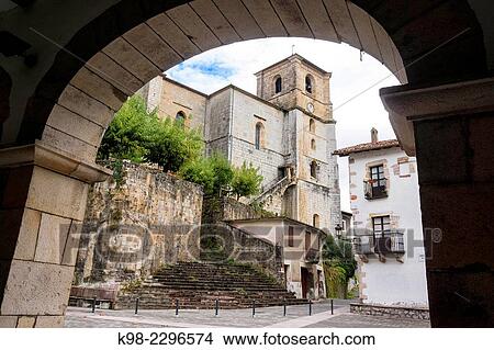 "Parroquia de San Esteban Protomártir, Vera de Bidasoa, Navarre, Spain" View Large Photo Image Picture - "Parroquia de San Esteban Protomártir, Vera de Bidasoa, Navarre, Spain". Fotosearch
