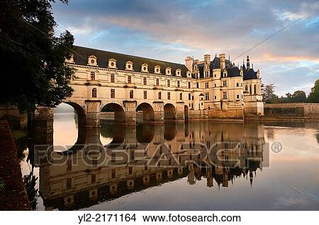 "The Chateau de Chenonceau designed by French Renaissance architect Philibert de l´Orme 1555 by to span the River Char. Loire Valley. Chenonceaux, Indre-et-Loire département France. " View Large Photo Image Picture - "The Chateau de Chenonceau designed by French Renaissance architect Philibert de l´Orme 1555 by to span the River Char. Loire Valley. Chenonceaux, Indre-et-Loire département France. ". Fotosearch
