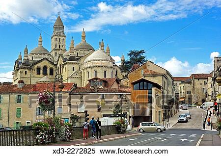 "Perigueux Cathedral, Cathedrale Saint-Front de Perigueux viewed from Pont des Barris, Perigueux, Dordogne Department, Aquitaine, France. " View Large Photo Image Stock Photography - "Perigueux Cathedral, Cathedrale Saint-Front de Perigueux viewed from Pont des Barris, Perigueux, Dordogne Department, Aquitaine, France. ". Fotosearch
