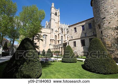 Cathedral Saint Just et Saint Pasteur, Narbonne, Aude department, Languedoc-Roussillon, France. View Large Photo Image Stock Image - Cathedral Saint Just et Saint Pasteur, Narbonne, Aude department, Languedoc-Roussillon, France.. Fotosearch