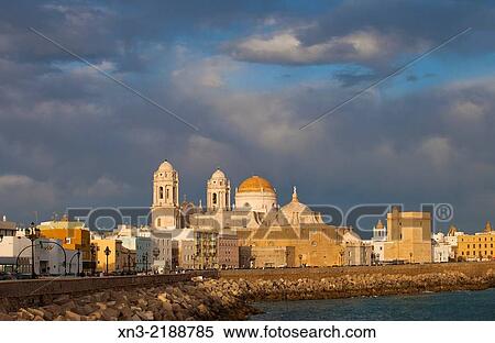 Cádiz Cathedral, Catedral de Santa Cruz de Cádiz, Promenade, Campo del Sur Avenue, Atlantic Ocean, Cádiz City, Andalusia, Spain, Europe. View Large Photo Image Stock Photography - Cádiz Cathedral, Catedral de Santa Cruz de Cádiz, Promenade, Campo del Sur Avenue, Atlantic Ocean, Cádiz City, Andalusia, Spain, Europe.. Fotosearch