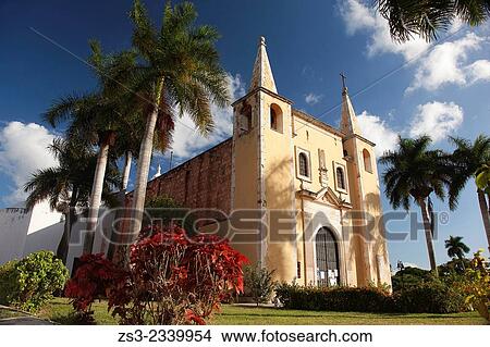 Parroquia de Santa Ana Church, Merida, Yucatan Province, Mexico, Central America. View Large Photo Image Picture - Parroquia de Santa Ana Church, Merida, Yucatan Province, Mexico, Central America.. Fotosearch