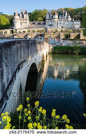 Stock Image - The ChÃ¢teau dÂ´UssÃ© or Sleeping BeautyÂ´s Castle, overlooks the Indre River, with its gardens designed by Le NÃ´tre. Rigny-Usse, Indre-et-Loire, Centre region, Loire valley, France, Europe.. Fotosearch