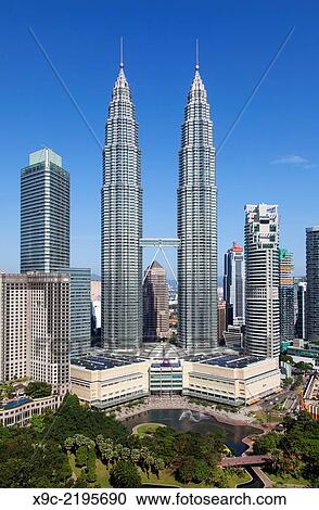 The Petronas Towers, Kuala Lumpur, Malaysia. View Large Photo Image Stock Image - The Petronas Towers, Kuala Lumpur, Malaysia.. Fotosearch