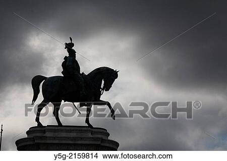The Vittoriano Altar to the Nation monument in Piazza Venezia square in Rome Italy View Large Photo Image Picture - The Vittoriano Altar to the Nation monument in Piazza Venezia square in Rome Italy. Fotosearch