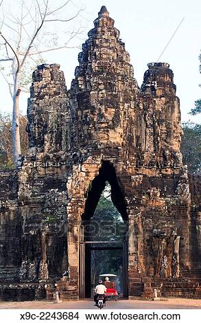 Picture - Angkor Thom South Gate, Angkor, Cambodia.. Fotosearch