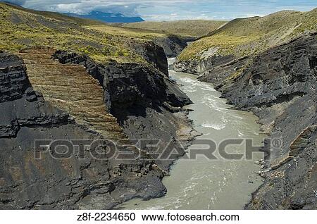 Cañadon del Rio de las Vueltas, Santa Cruz, Parque Nacional Los Glaciares, Patagonia, Argentina. View Large Photo Image Stock Image - Cañadon del Rio de las Vueltas, Santa Cruz, Parque Nacional Los Glaciares, Patagonia, Argentina.. Fotosearch