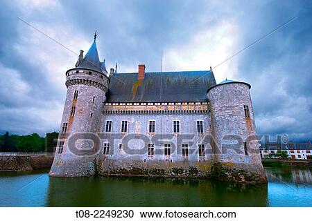 france, loiret, sully-sur-loire: middle-age castle. View Large Photo Image Stock Image - france, loiret, sully-sur-loire: middle-age castle.. Fotosearch