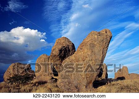 Stock Image - Granite rock outcrops in the desert, City of Rocks State Park, New Mexico, USA.. Fotosearch