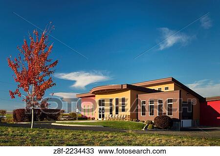 Stock Image - Tertulia Cellars tasting room and winery, Walla Walla, Washington.. Fotosearch