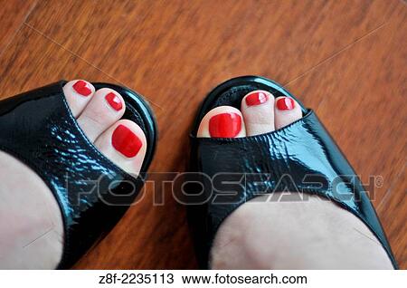 red heels feet