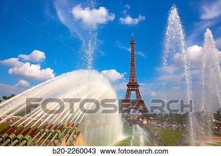 Stock Image - Jardins du Trocadero. Eiffel tower. Paris. France.. Fotosearch