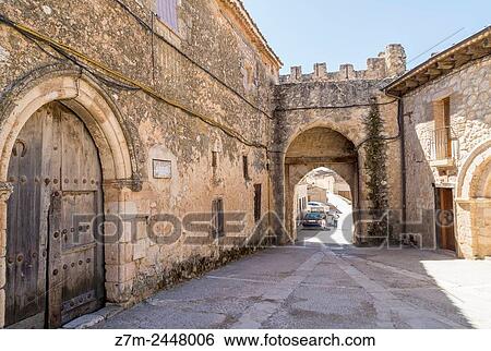 Arch and door. Maderuelo. Conjunto histórico artístico. Segovia province. Castile-Leon. Spain. View Large Photo Image Stock Photograph - Arch and door. Maderuelo. Conjunto histórico artístico. Segovia province. Castile-Leon. Spain.. Fotosearch