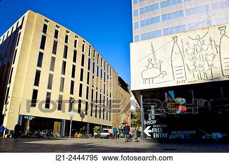 Picasso´s sgraffiti detail realized by Carl Nesjar. Col·legi Oficial d´Arquitectes de Catalunya facade. Carrer dels Arcs, Plaça Nova. Barcelona, Catalonia, Spain. View Large Photo Image Stock Photography - Picasso´s sgraffiti detail realized by Carl Nesjar. Col·legi Oficial d´Arquitectes de Catalunya facade. Carrer dels Arcs, Plaça Nova. Barcelona, Catalonia, Spain.. Fotosearch