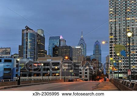 skyline seen from the Chesnut Street Bridge across the Schuylkill River, Philadelphia, Commonwealth of Pennsylvania, Northeastern United States,. View Large Photo Image Stock Photography - skyline seen from the Chesnut Street Bridge across the Schuylkill River, Philadelphia, Commonwealth of Pennsylvania, Northeastern United States,.. Fotosearch