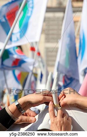 28th February 2015 The Italian Northern League party rally against the Renzi government in piazza del Popolo quare in Rome Italy. View Large Photo Image Stock Image - 28th February 2015 The Italian Northern League party rally against the Renzi government in piazza del Popolo quare in Rome Italy.. Fotosearch