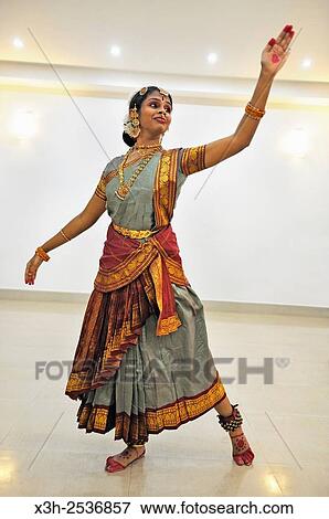 ´´Bharata natyam´´ dancer, Madurai, Tamil Nadu state, South India, Asia. View Large Photo Image Stock Photo - ´´Bharata natyam´´ dancer, Madurai, Tamil Nadu state, South India, Asia.. Fotosearch