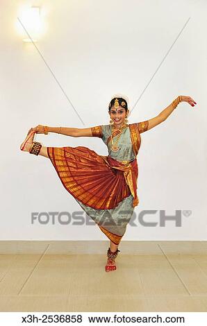 ´´Bharata natyam´´ dancer, Madurai, Tamil Nadu state, South India, Asia. View Large Photo Image Stock Photo - ´´Bharata natyam´´ dancer, Madurai, Tamil Nadu state, South India, Asia.. Fotosearch