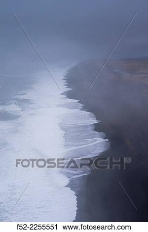 Dyrholaey pen? nsula, Vik, Southern Iceland, Iceland. View Large Photo Image Stock Image - Dyrholaey pen? nsula, Vik, Southern Iceland, Iceland.. Fotosearch