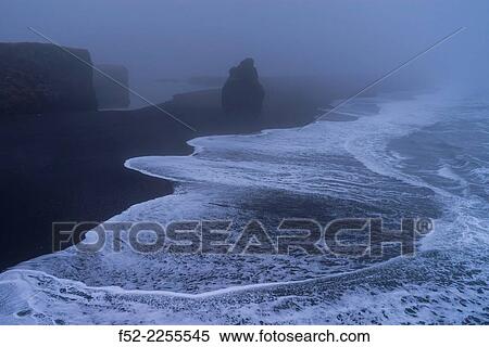 Dyrholaey pen? nsula, Vik, Southern Iceland, Iceland. View Large Photo Image Stock Photography - Dyrholaey pen? nsula, Vik, Southern Iceland, Iceland.. Fotosearch