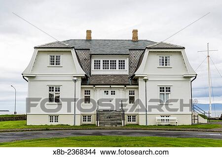 H÷f? i, Hofdi house, site of the 1986 Reykjav? k Summit meeting of presidents Ronald Reagan and Mikhail Gorbachev, Reykjav? k, Iceland. View Large Photo Image Picture - H÷f? i, Hofdi house, site of the 1986 Reykjav? k Summit meeting of presidents Ronald Reagan and Mikhail Gorbachev, Reykjav? k, Iceland.. Fotosearch