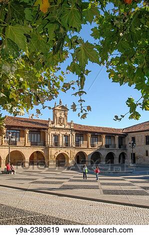 Plaza de Espana, Spain Square, Santo Domingo de la Calzada, Saint James Way, La Rioja, northern Spain. View Large Photo Image Stock Photo - Plaza de Espana, Spain Square, Santo Domingo de la Calzada, Saint James Way, La Rioja, northern Spain.. Fotosearch