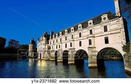 The Chateau de Chenonceau designed by French Renaissance architect Philibert de l? Orme 1555 by to span the River Char. Loire Valley. Chenonceaux, Indre-et-Loire d? partement France. View Large Photo Image Stock Image - The Chateau de Chenonceau designed by French Renaissance architect Philibert de l? Orme 1555 by to span the River Char. Loire Valley. Chenonceaux, Indre-et-Loire d? partement France.. Fotosearch