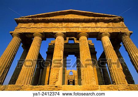 Picture - Italy, Sicily, Agrigento, Temples valley Valle dei Templi, Temple of Concordia Tempio di Concordia. Fotosearch