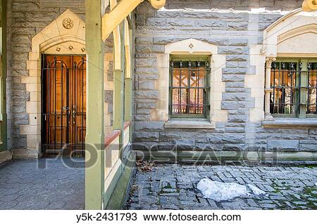 New York, USA. The Diary house, where children can buy milk, in South Central Park, Manhattan. View Large Photo Image Stock Image - New York, USA. The Diary house, where children can buy milk, in South Central Park, Manhattan.. Fotosearch