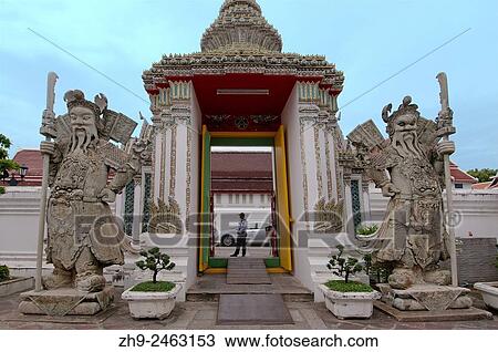 Stock Image - Wat Pho - Temple of the Reclining Buddha, its official name is Wat Phra Chetuphon Vimolmangklararm Rajwaramahaviharn, Phra Nakhon district, Bangkok, Thailand.. Fotosearch