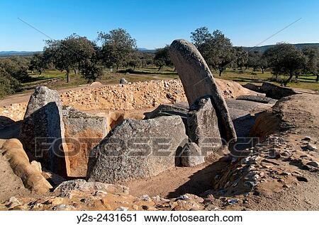 Dolmen of Lacara (between 3000 and 4000 BC), Merida, Badajoz, Extremadura, Spain, Europe. View Large Photo Image Stock Image - Dolmen of Lacara (between 3000 and 4000 BC), Merida, Badajoz, Extremadura, Spain, Europe.. Fotosearch
