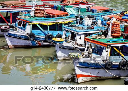 Stock Photo - India, Asian, Mumbai, Apollo Bandar, Colaba, Arabian Sea, ferries, boats, ferry, boat.. Fotosearch