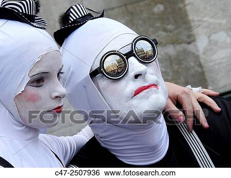Mimes, Brussels, Belgium View Large Photo Image Stock Photograph - Mimes, Brussels, Belgium. Fotosearch