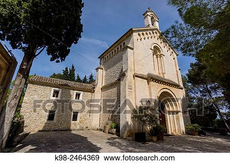 Stock Photo - Oratori de Crestatx, Siglo XIII, Sa Pobla, ruta cultural de los santuarios, ermitas y oratorios de Mallorca, balearic islands, spain, europe.. Fotosearch