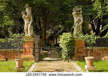 Statues, Garden, Palazzo Soranzo Capello, Venice, Venetia, Italy. View Large Photo Image Stock Photography - Statues, Garden, Palazzo Soranzo Capello, Venice, Venetia, Italy.. Fotosearch