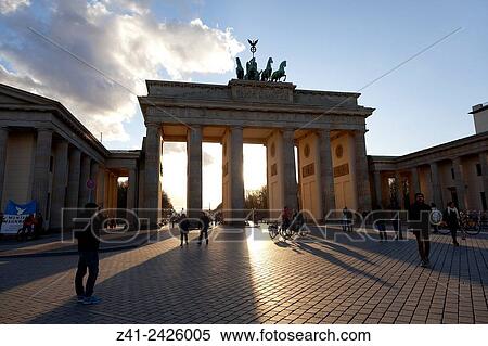 The Brandenburger tor in Germany's Capital City Berlin in twilight. View Large Photo Image Stock Photography - The Brandenburger tor in Germany's Capital City Berlin in twilight.. Fotosearch