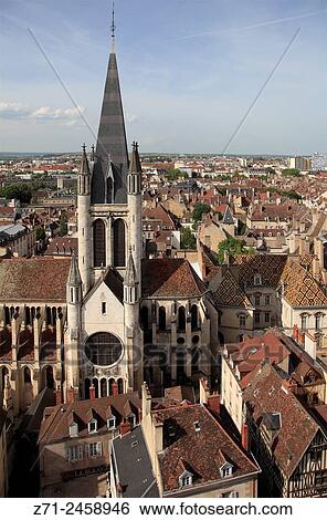 Stock Photograph - France, Bourgogne, Dijon, Notre-Dame Church, aerial view.. Fotosearch