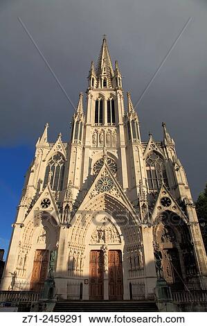 Stock Image - France, Lorraine, Nancy, Basilique Saint-. pvre, basilica.. Fotosearch