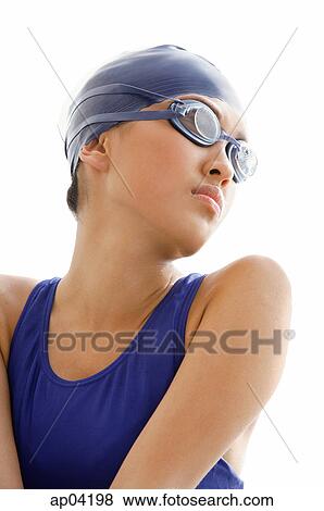 若い女性 中に 水泳帽子 そして ゴーグル 頭ショット 写真館 イメージ館 Ap Fotosearch 若い女性 中に 水泳帽子 そして ゴーグル 頭ショット 写真館 イメージ館 Ap Fotosearch