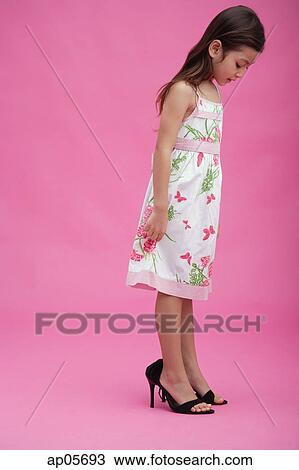 Young girl in heels pics 317