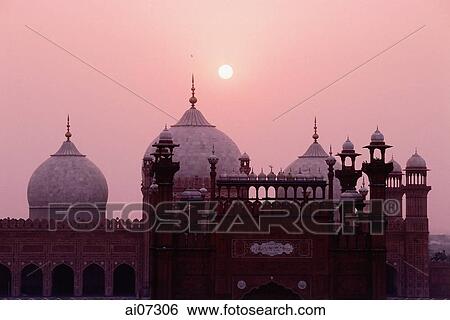 Pakistan, Punjab, Lahore, Badashi Mosque at dusk. View Large Photo Image Stock Photograph - Pakistan, Punjab, Lahore, Badashi Mosque at dusk.. Fotosearch