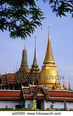 Stock Image - The Grand Palace, Temple of the Emerald Buddha, Wat Phra Kaeo, Bangkok, Thailand. Fotosearch