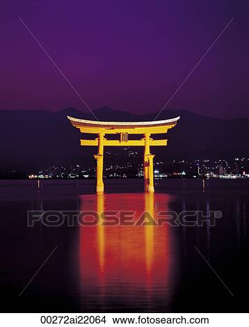 Picture - The Floating Gate of the Itsukushima Shrine, Miyajima, Japan. Fotosearch