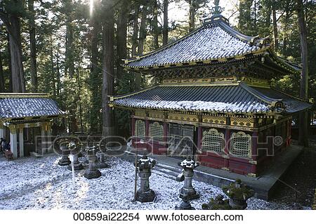 Toshogu Temple, Nikko, Japan View Large Photo Image Picture - Toshogu Temple, Nikko, Japan. Fotosearch